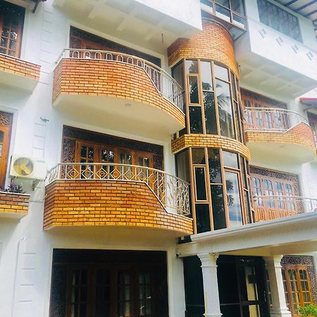 Mount House Hotel Apartment Dikwella Dış mekan fotoğraf