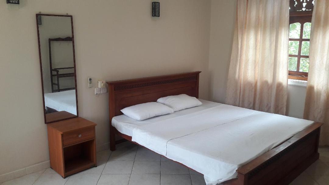 Mount House Hotel Apartment Dikwella Dış mekan fotoğraf