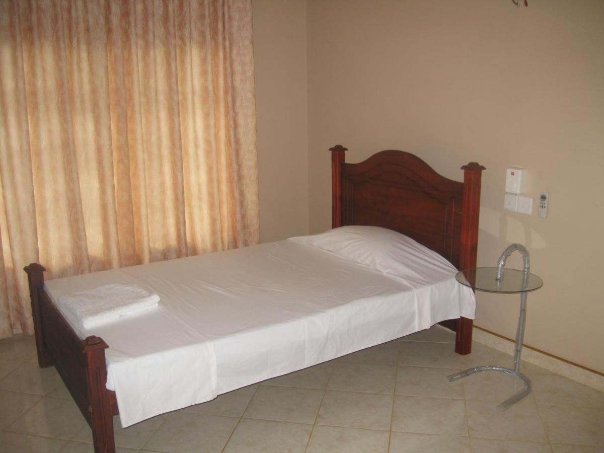 Mount House Hotel Apartment Dikwella Dış mekan fotoğraf