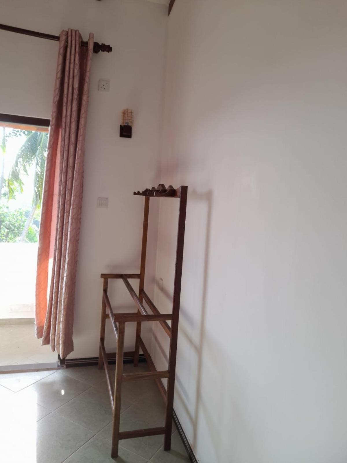 Mount House Hotel Apartment Dikwella Dış mekan fotoğraf